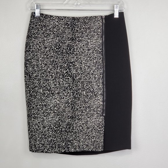 Ann Taylor Factory Black White Mixed Media Career Zip Front Pencil Skirt Size 2P - Picture 13 of 13